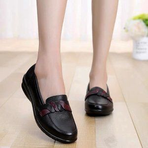 Soft Leather Round Toe Breathable Flats Work Shoes